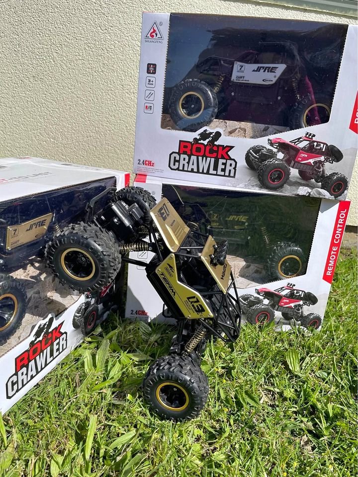 Remote Control Rock Crawler Monster Truck 4x4 Toy For Kids