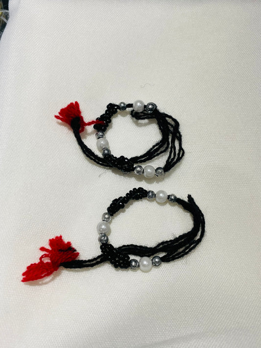 Baby Beads Nazariya with white and black beads
