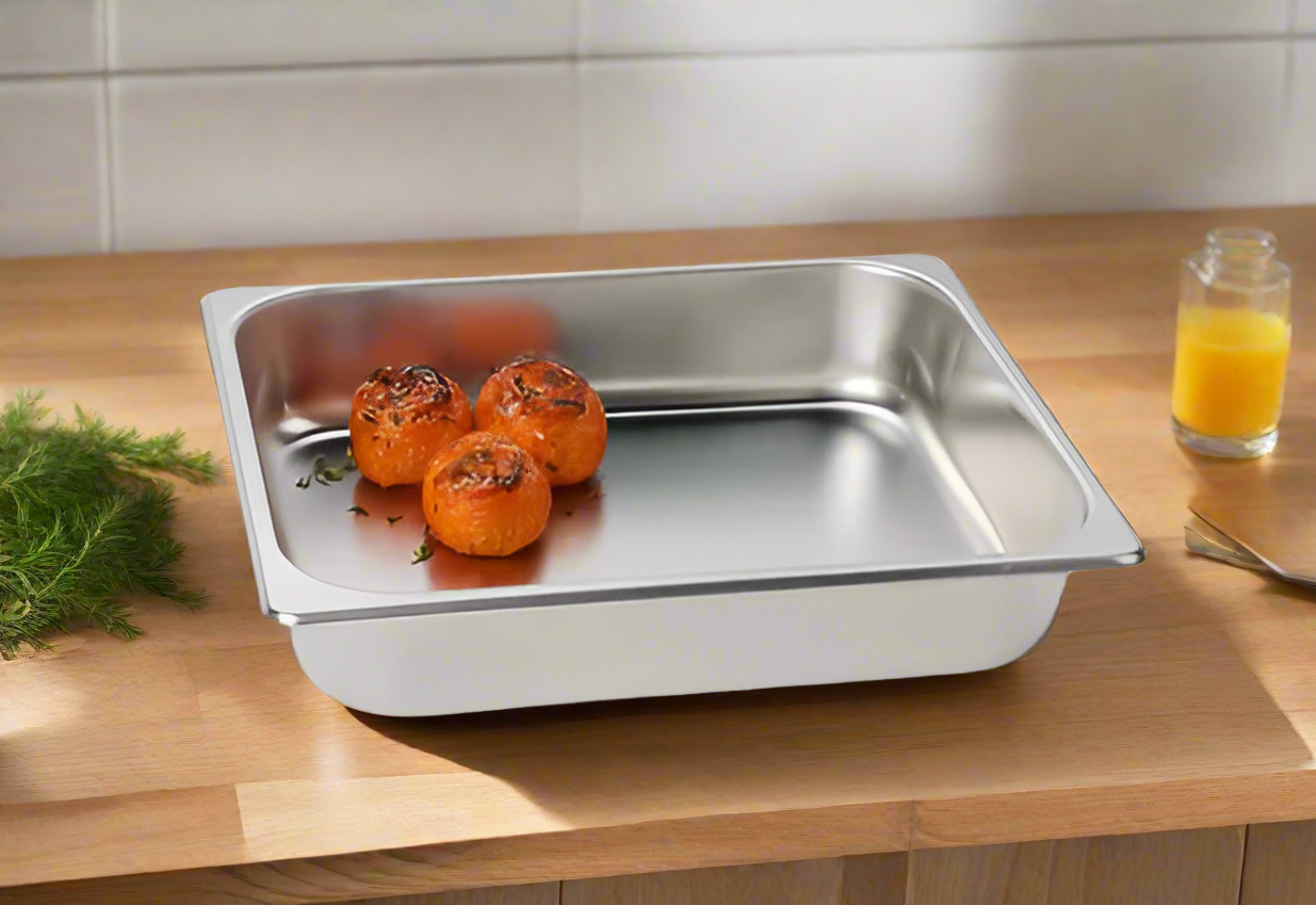 Stainless Steel Gastronorm Pan - 1/2 Size (100mm)