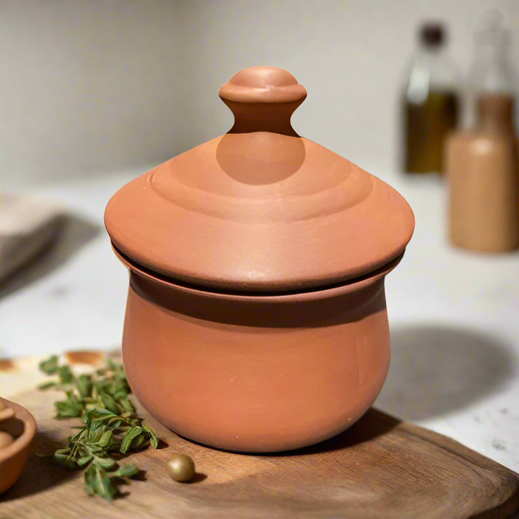 Clay Pot with Lid 20cm