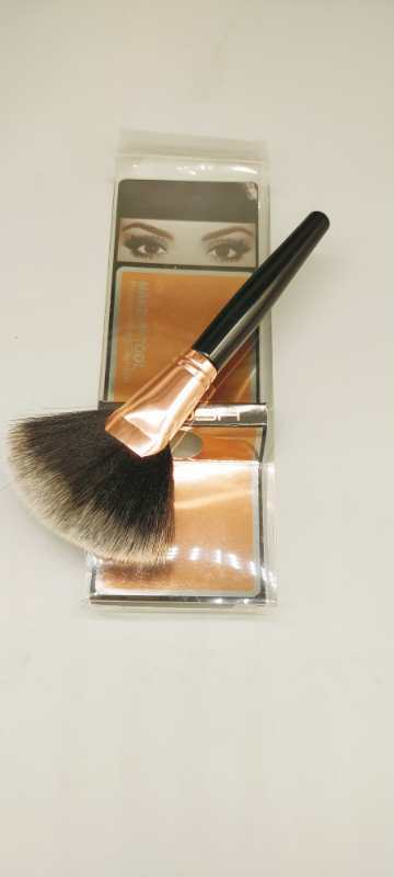 Makeup brush -Code:EW63532