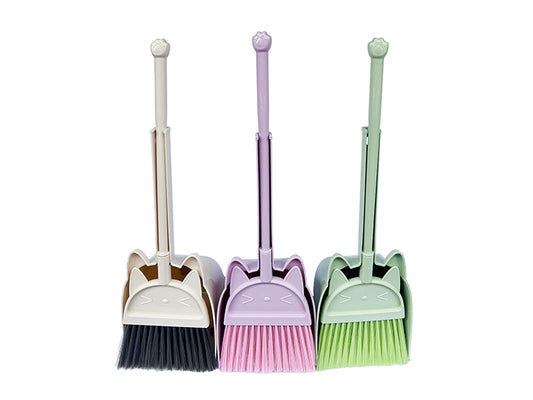 Dust pan set with cute cat shape