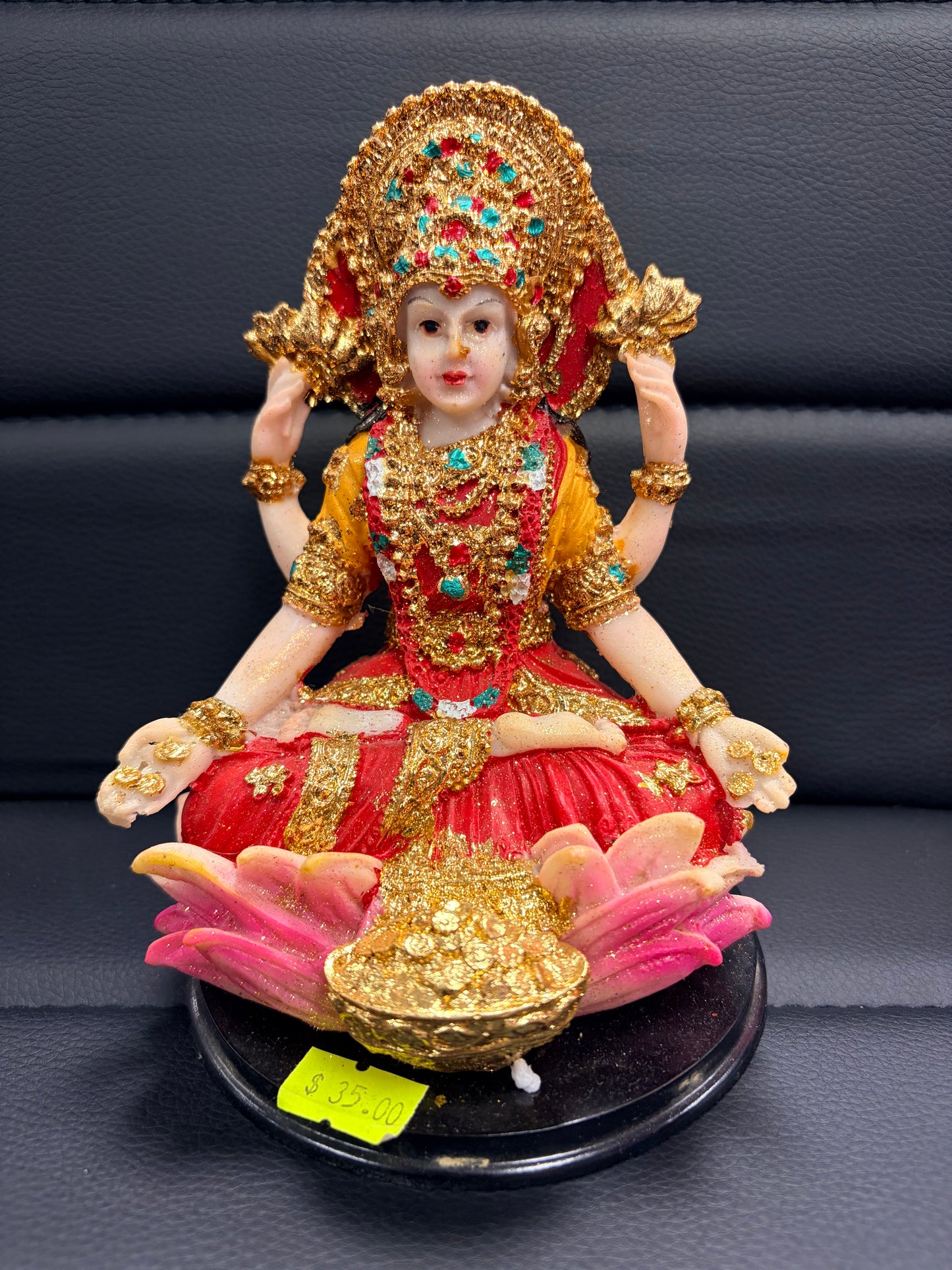 Laxmi Maa Murti