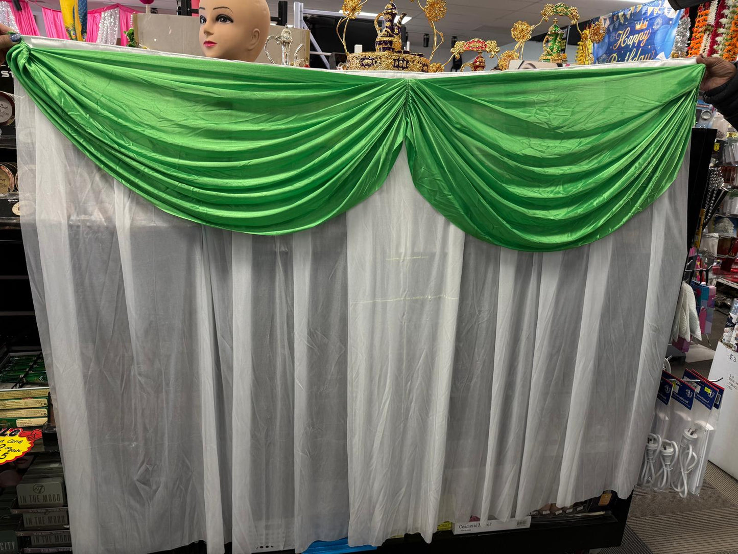 TABLE SKIRTS WITH SWAG 150/120CM