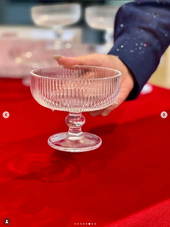 6pcs of Vintage Striped Embossed Glass Dessert Bowls