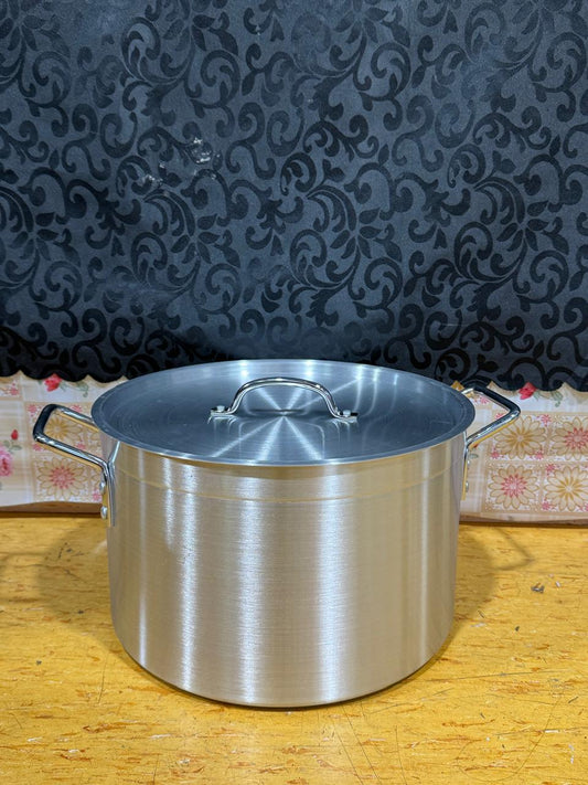 Aluminum Pots with Lids 25CM - 34CM Commercial/Domestic