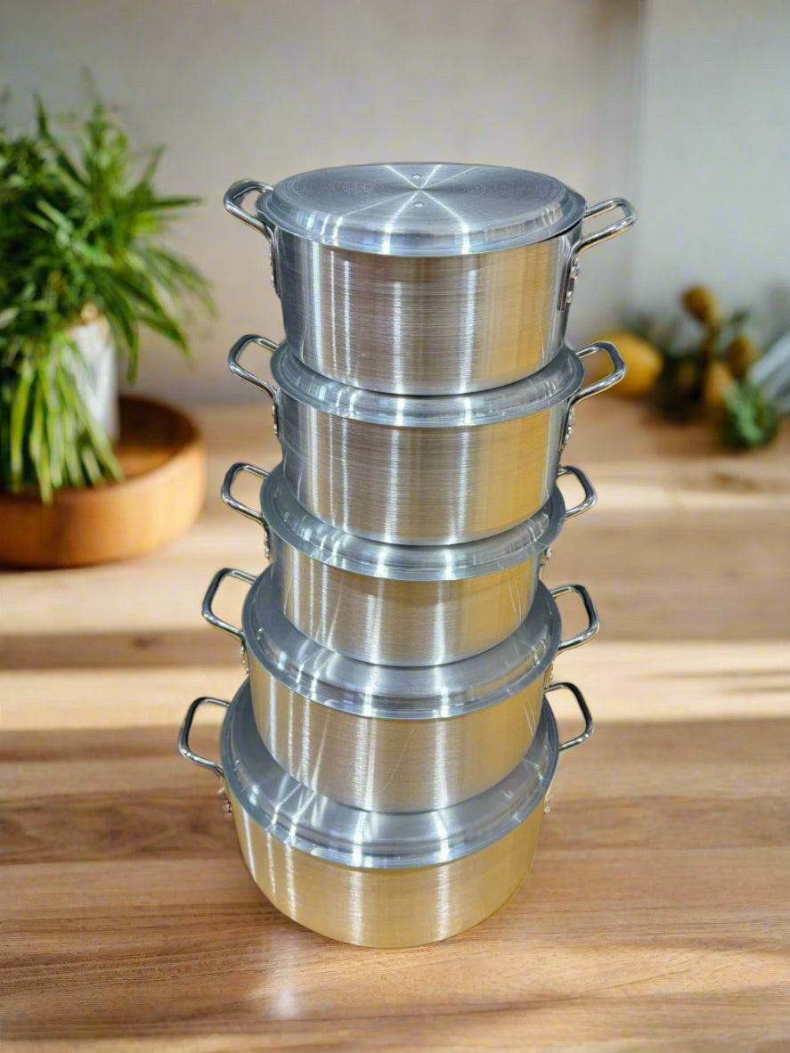 5 set Aluminum Pots with Lids 26CM - 42.5CM Commercial/Domestic