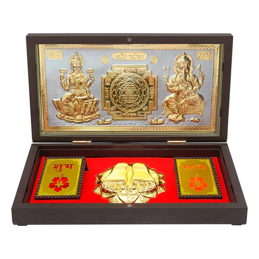 Laxmi Ganesh ji with Shree Yantra with Charan Paduka
